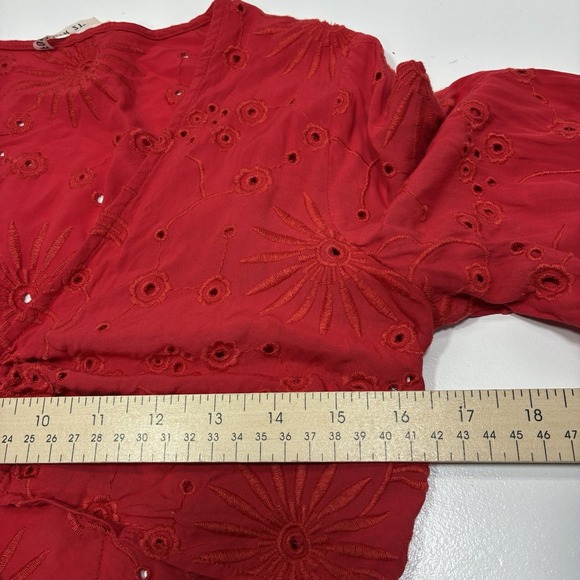 Forever 21 Women Top Red Eyelet Cropped Sz Large Boho Romantic Ballon Sleeve - Picture 3 of 15